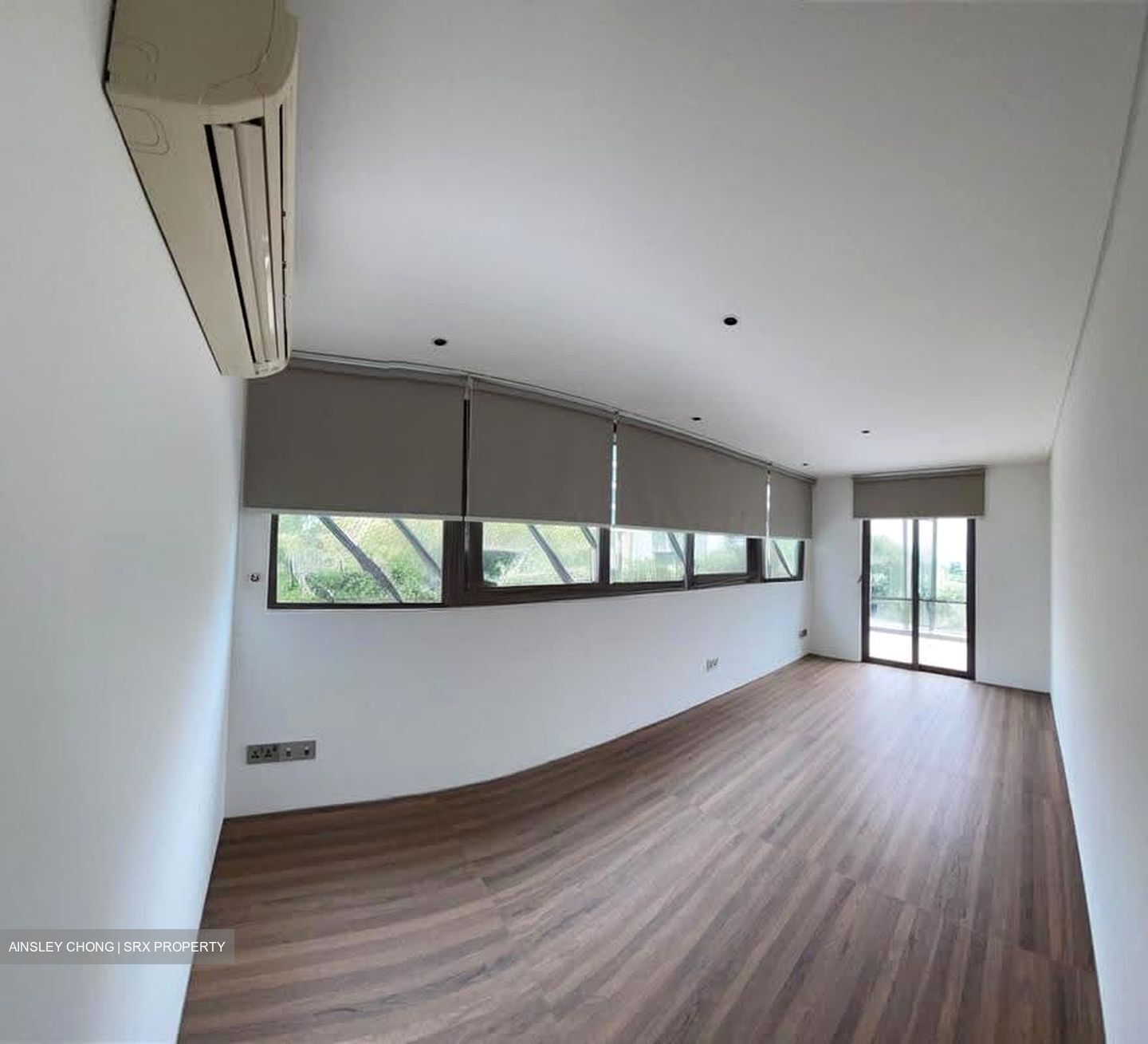 Lucky Hills (D16), Terrace #631102831